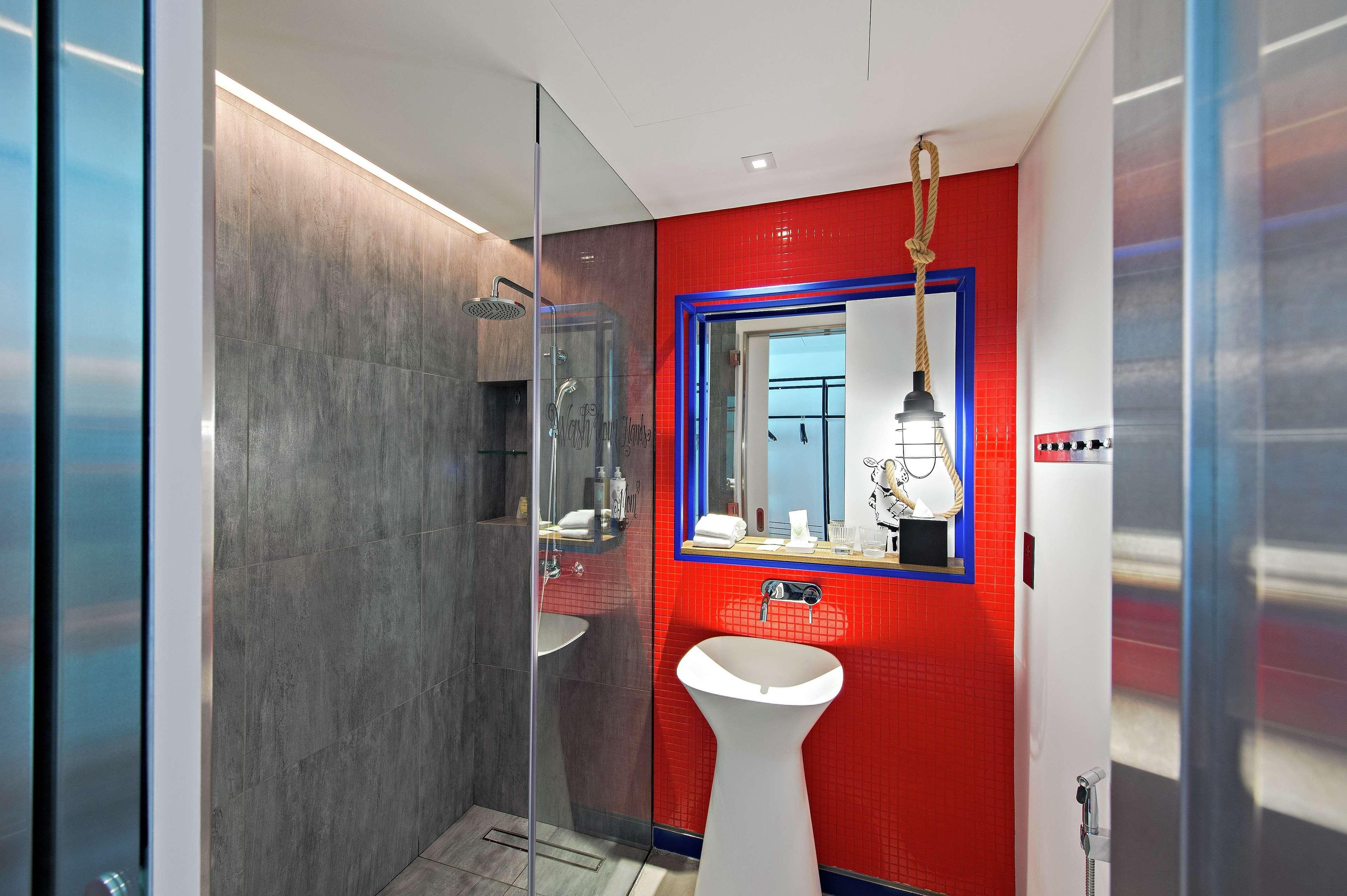 Hampton By Hilton Dubai Al Seef Esterno foto