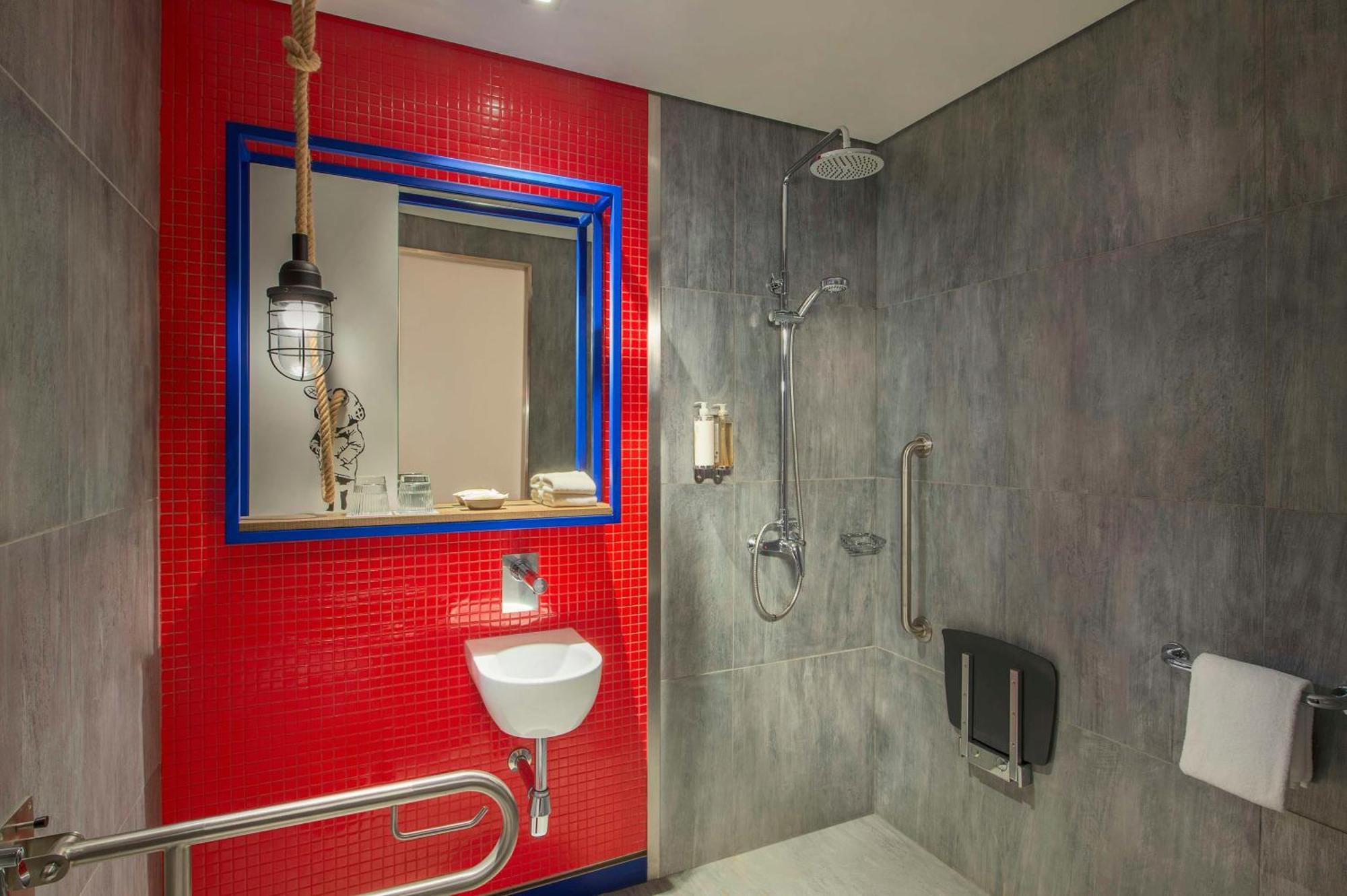 Hampton By Hilton Dubai Al Seef Esterno foto