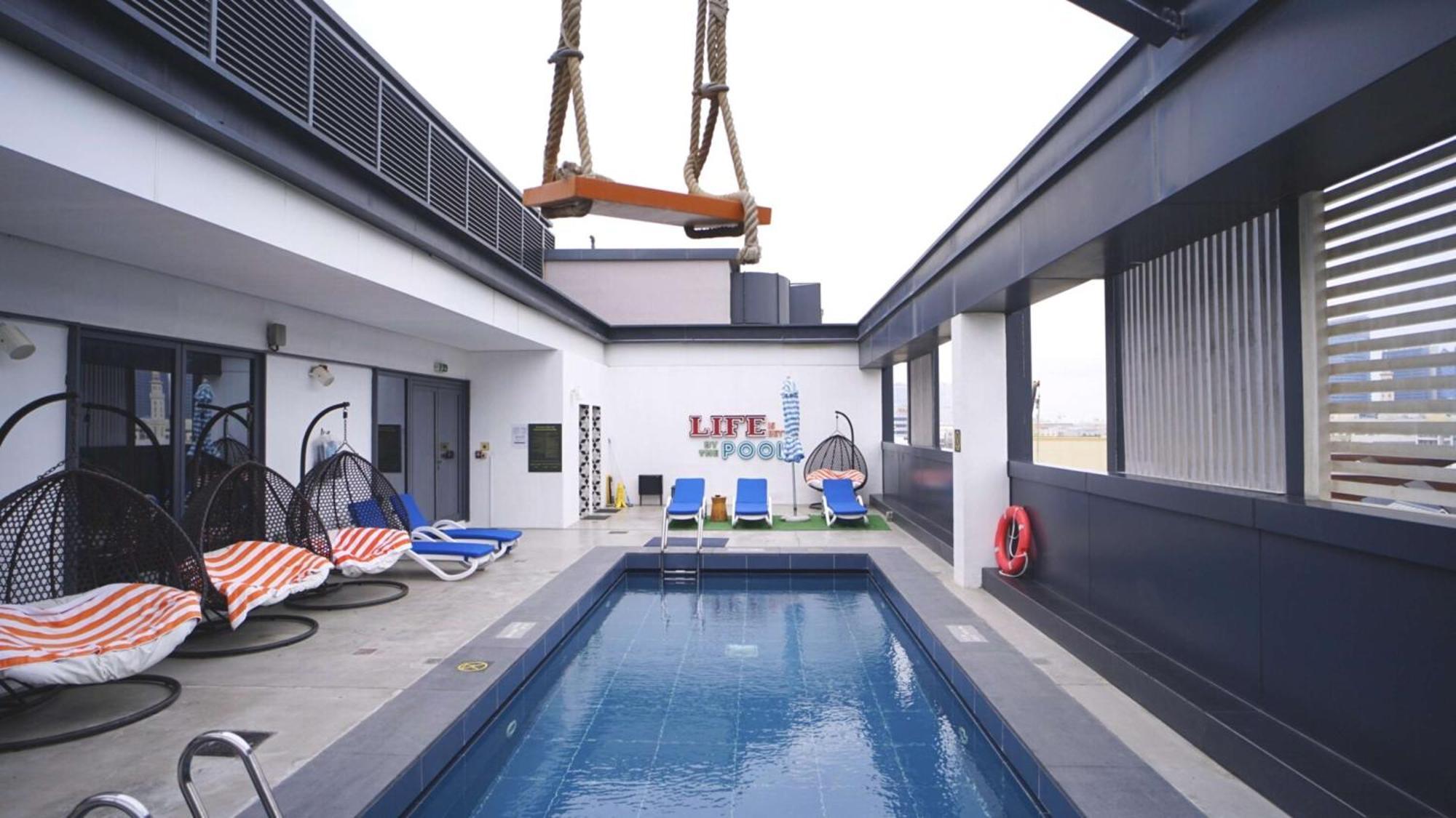 Hampton By Hilton Dubai Al Seef Esterno foto